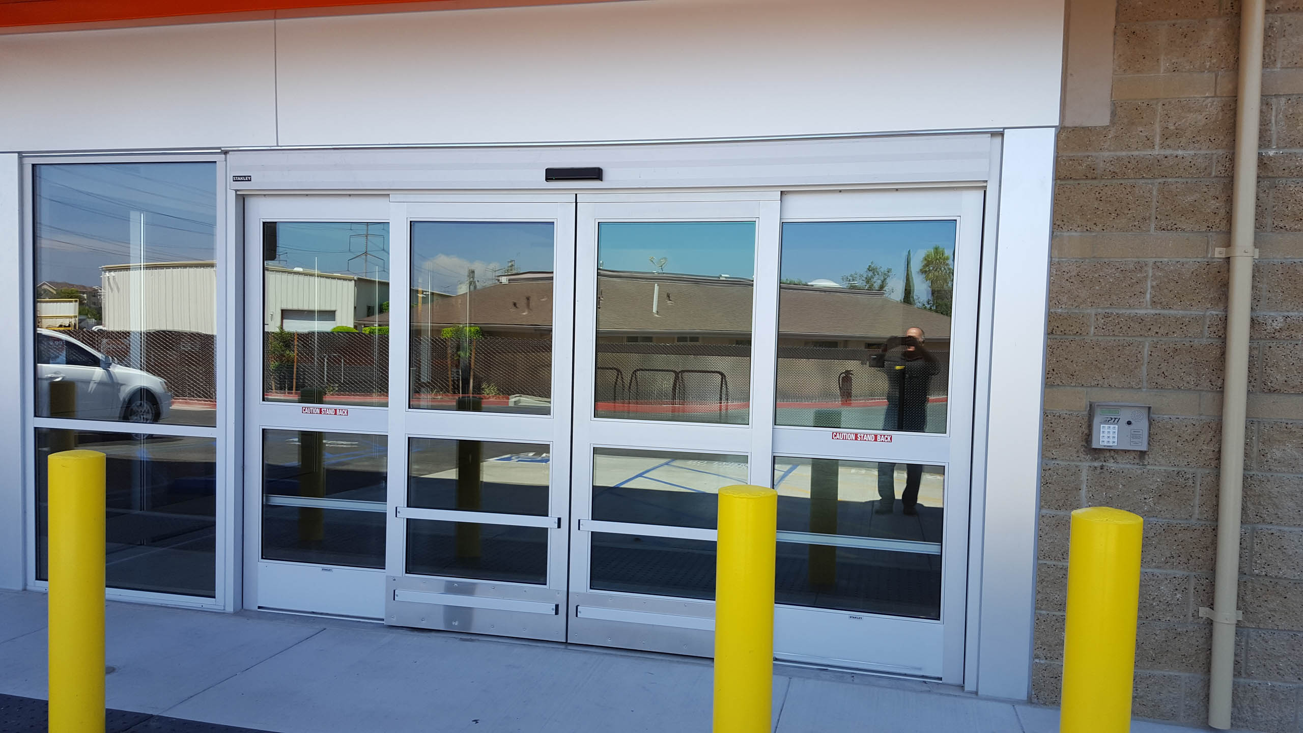 Dura-Glide® All Glass 2000/3000 All-Glass Automatic Sliding Door