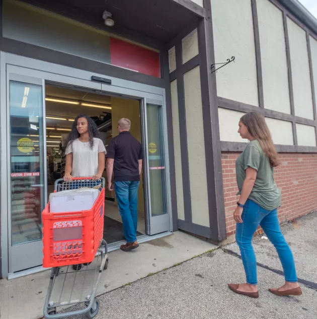Stanley Durafit ACE Hardware Sylvania OH-54.jpg shoppers walking in and out of storefront