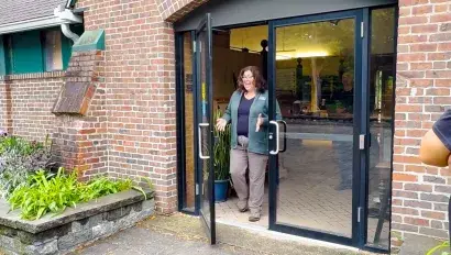 Hungerford Nature Center gets new door operator